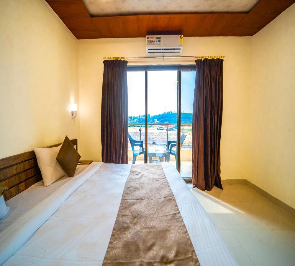 Vrindavan Resort Mahābaleshwar Exterior foto